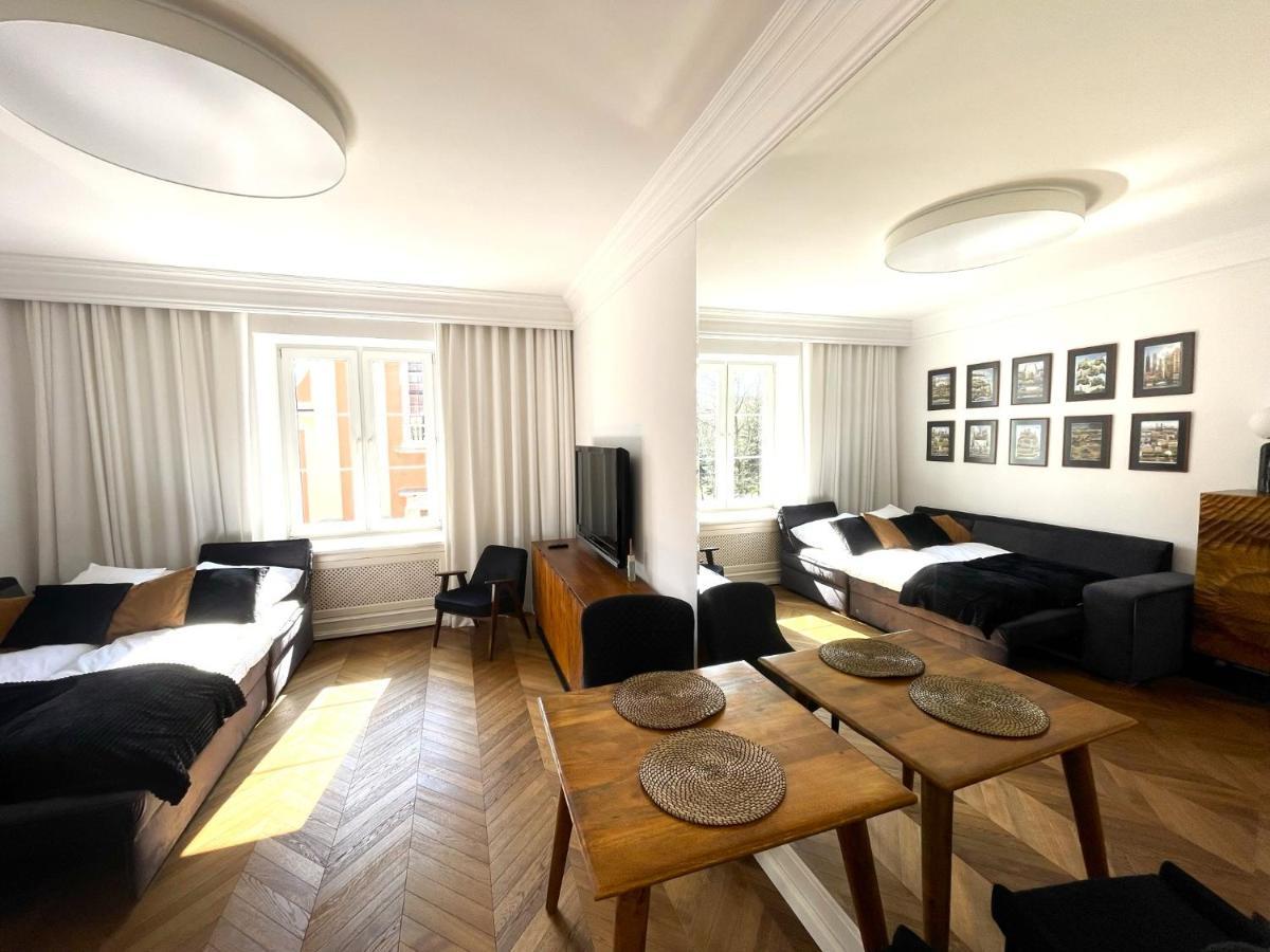Warsaw Miodowa Apartments - Old Town - Stare Miasto エクステリア 写真